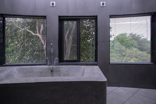 Tibdewal Weekend Home / Studio Dot Tibdewal Weekend Home / Studio Dot - Interior Photography, Bathroom, Glass