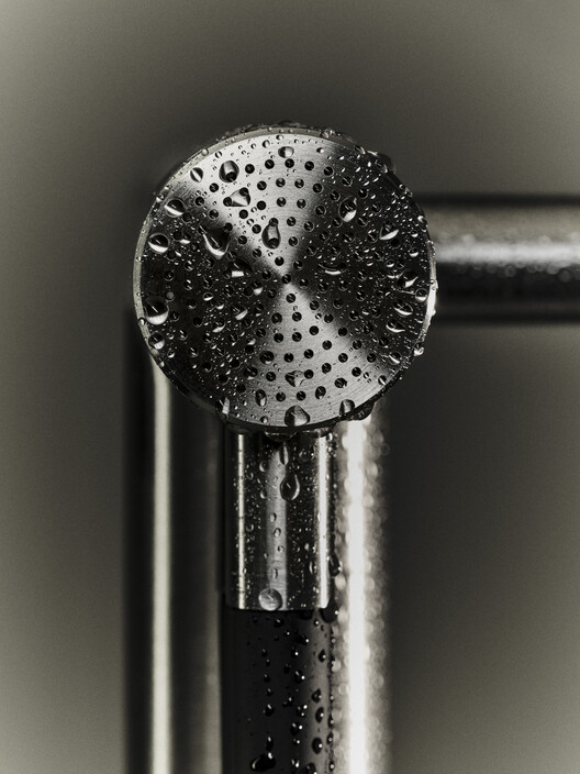 Precision, Purity, and the Poetics of Stainless Steel for Contemporary Bathrooms - Image 10 of 14