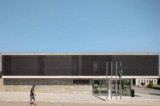 Junta de Freguesia de Vermoim / Rui Mendes Ribeiro - Imagem 7 de 32