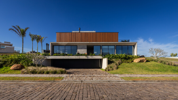 Casa RJ/Taller Concept Architecture - Imágenes 1 de 27