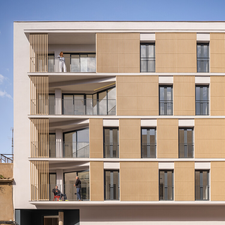 Edificio residencial Foners/Gon Architects - Fotos exteriores, Balcón