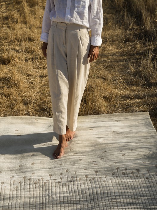 Rugs as Woven Memory: How Origin and Materiality Shape Interiors - Image 8 of 21