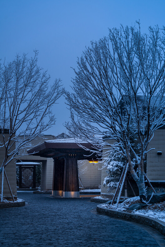 九寨沟日赛谷丽思卡尔顿隐世酒店 / WATG + CSWADI - 21 的图像 33