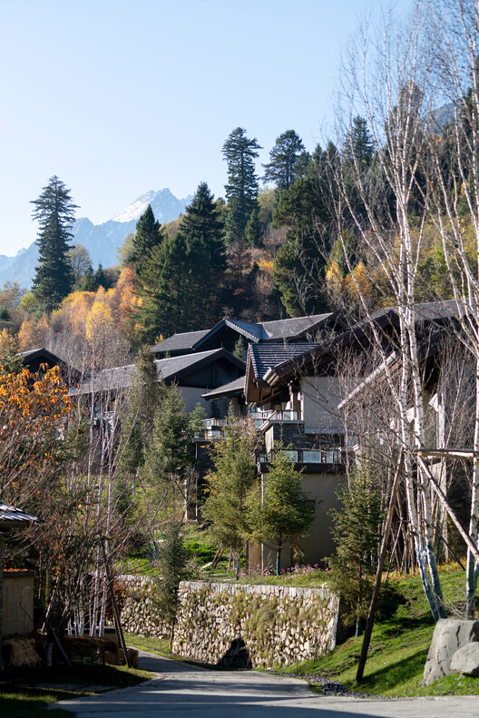 九寨沟日赛谷丽思卡尔顿隐世酒店 / WATG + CSWADI - 23 的图像 33