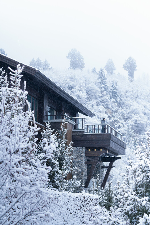 九寨沟日赛谷丽思卡尔顿隐世酒店 / WATG + CSWADI - 建筑图, 阳台