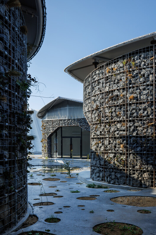 Pavilhão da Vida Futura na Expo Osaka 2025 / KOMPAS - Fotografia de Exterior