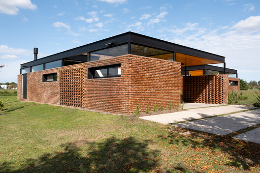 Casa MM / Gruppo Lordi Arquitectura - Fotografía exterior, Ladrillo