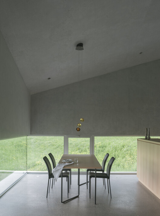 House F / celoria Architects - 室内图, 玻璃, 椅子