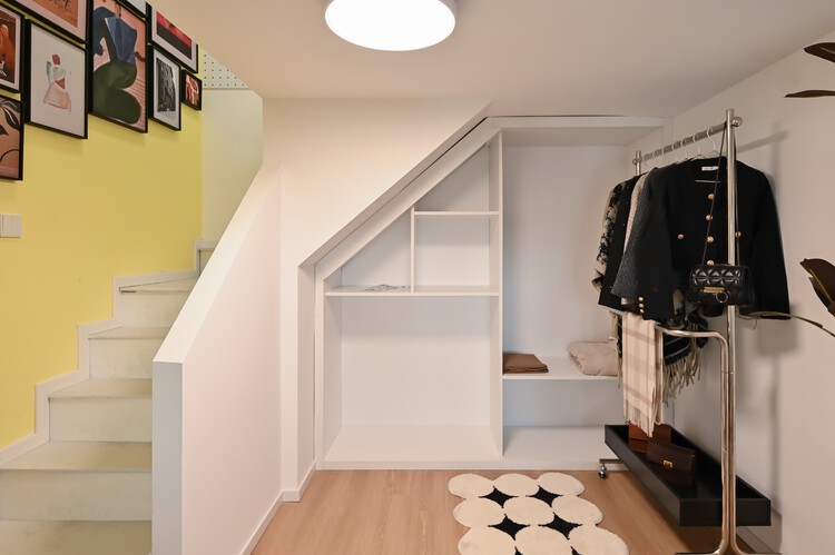 阡集创社区 / 高目建筑 - 室内图, 壁橱, 木头, 楼梯, 灯