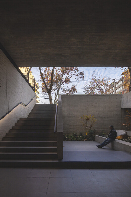 Spoz 4150 / Saavedra y Sabbagh Architects - Fotografía interior, escaleras, madera, concreto, barandilla