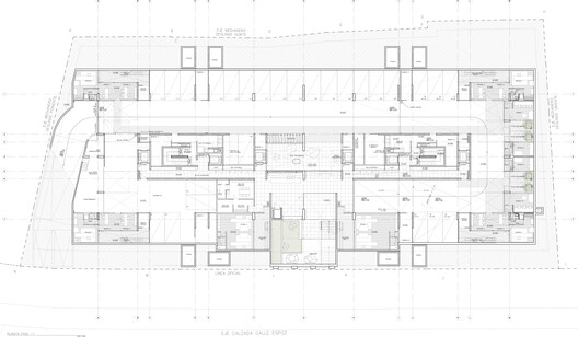 Edificio Espoz 4150 / Saavedra y Sabbagh Arquitectos - Imagen 19 de 31
