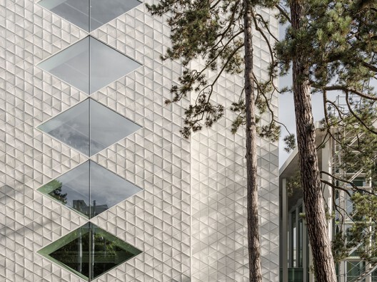 Campus Helvetia Basilea / Herzog & de Meuron Campus Helvetia Basilea / Herzog & de Meuron - Fotografía exterior, Vidrio