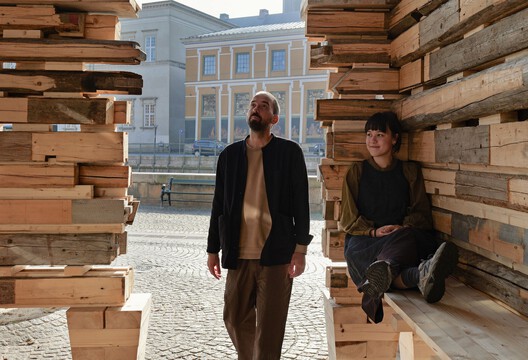 Barn Again Pavilion / THISS Studio + Tom Svilans - Interior Photography, Stairs