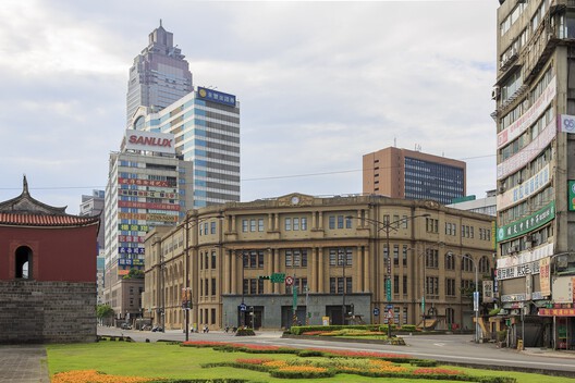 Shifting Urban Perspectives: Beimen's Journey from Obstacle to Urban Anchor in Taipei - Image 7 of 14