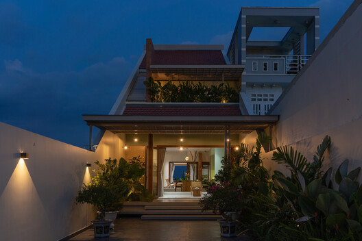 Casa de la Tía Cuatro / AHA Architects - Fotografía exterior