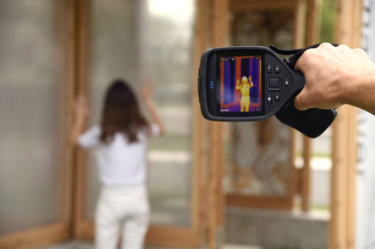 Rethinking Urban Cooling: A Case for Low-Energy Radiant Technology - Image 6 of 19