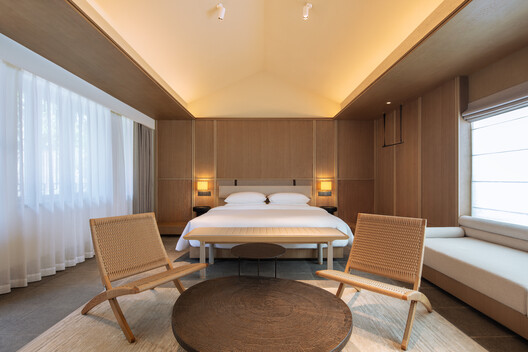 Jiangnan House Yangzhou Guangling / B.L.U.E. Architecture Studio Jiangnan House Yangzhou Guangling / B.L.U.E. Architecture Studio - Interior Photography, Wood, Lighting, Bedroom, Bed, Chair