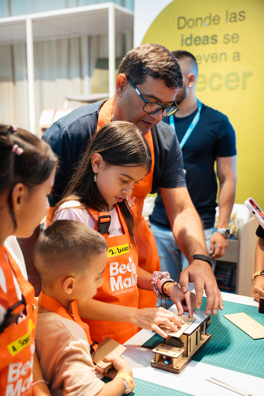 Perspectivas desde La Feria De Diseño Medellín: Bienestar, Innovación y Miradas Globales del Diseño - Imagen 21 de 22