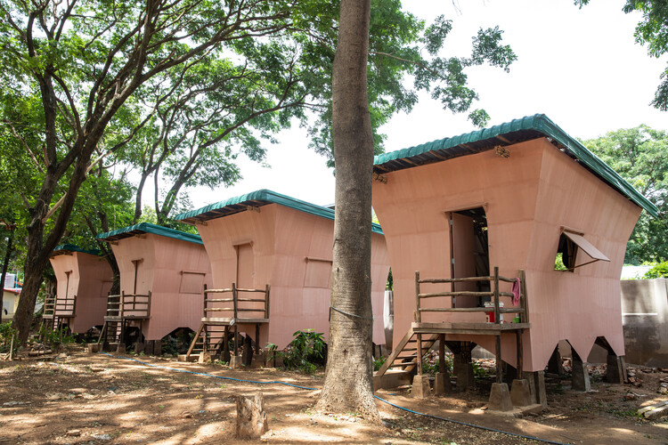 Housing NOW / Blue Temple - Exterior Photography