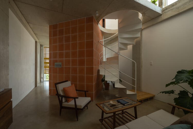 Gia Dinh / G+ Architect Casa - Fotografía interior, madera