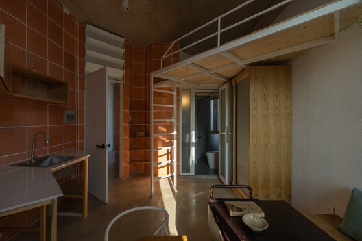 Casa Gia Dinh / G+architects - Fotografia de Interiores, Madeira, Iluminação, Cadeira