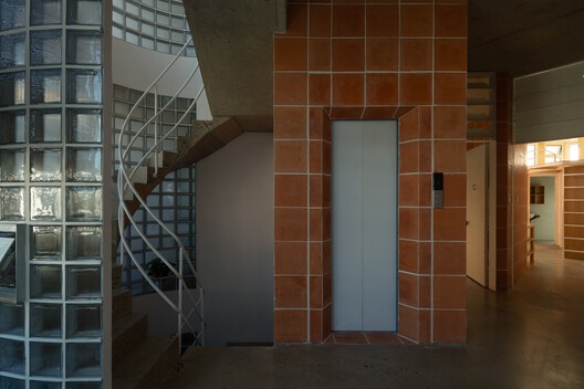 Casa Gia Dinh / G+architects - Fotografia de Interiores, Iluminação, Vidro