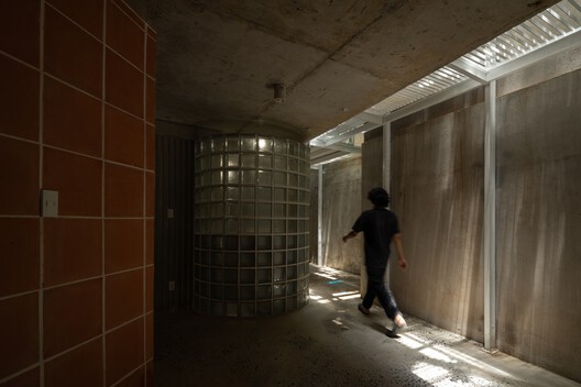 Casa Gia Dinh / G+architects - Fotografia de Interiores, Concreto