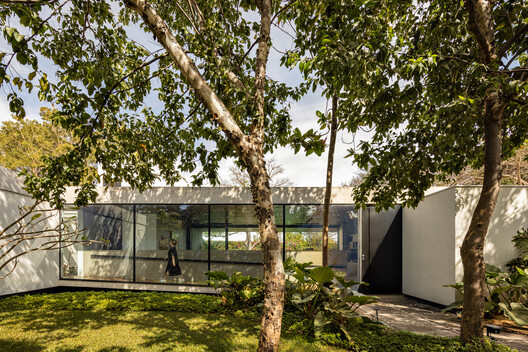 Casa Varanda / Esquadra Arquitetos Casa Varanda / Esquadra Arquitetos - Imagem 2 de 19