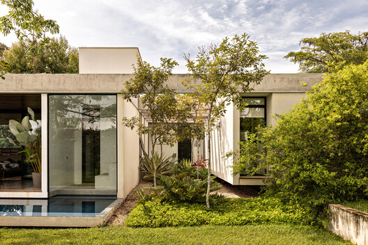Casa Varanda / Esquadra Arquitetos Casa Varanda / Esquadra Arquitetos - Fotografia de Exterior, Jardim