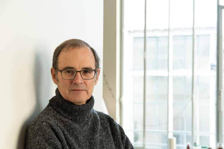 Former MoMA Curator Barry Bergdoll Receives the 2025 Vincent Scully Prize - Image 5 of 5