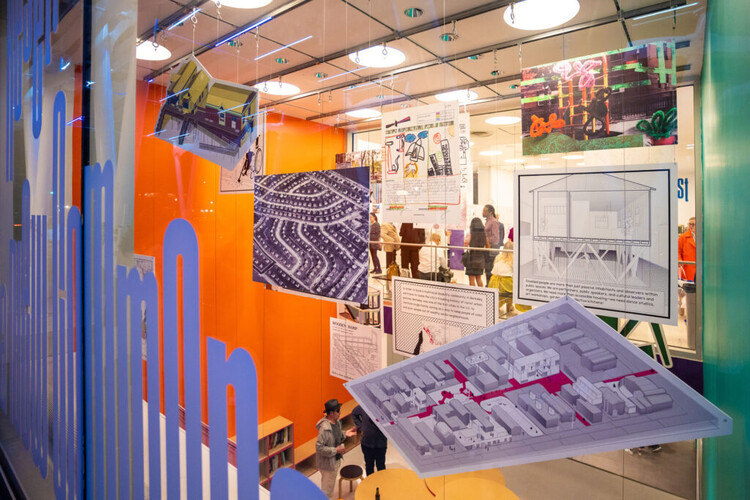 Former MoMA Curator Barry Bergdoll Receives the 2025 Vincent Scully Prize - More Images