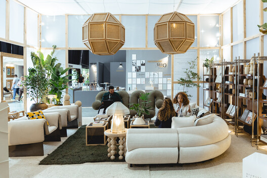 Perspectivas desde La Feria De Diseño Medellín: Bienestar, Innovación y Miradas Globales del Diseño - Imagen 1 de 22