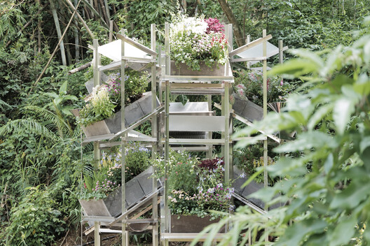 Flower Room / Office for Roundtable + JXY Studio