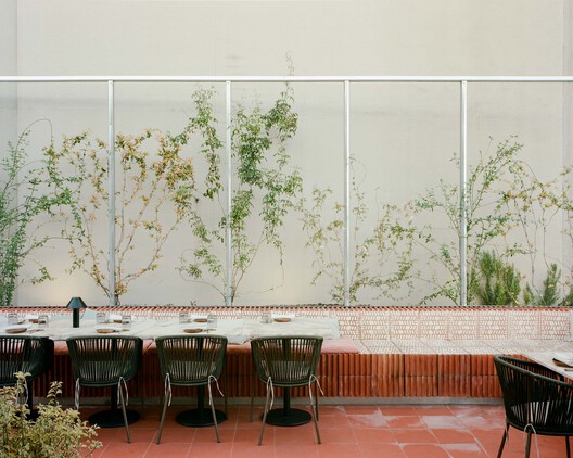 Norma Restaurant / HUGOSANTOALHA