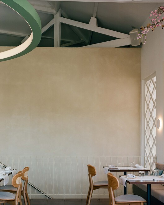 Restaurante Norma / HUGOSANTOALHA - Fotografia de Interiores, Mesa, Cadeira, Vidro