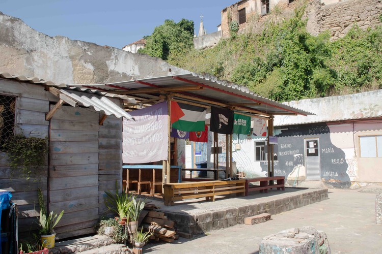 Pabellón Biblioteca Quilombo da Gamboa / Moradia Comum [Lanchonete <> Lanchonete]: Amanda Arcuri + Danilo Filgueiras + Gabriel Martucci - Imagen 5 de 15