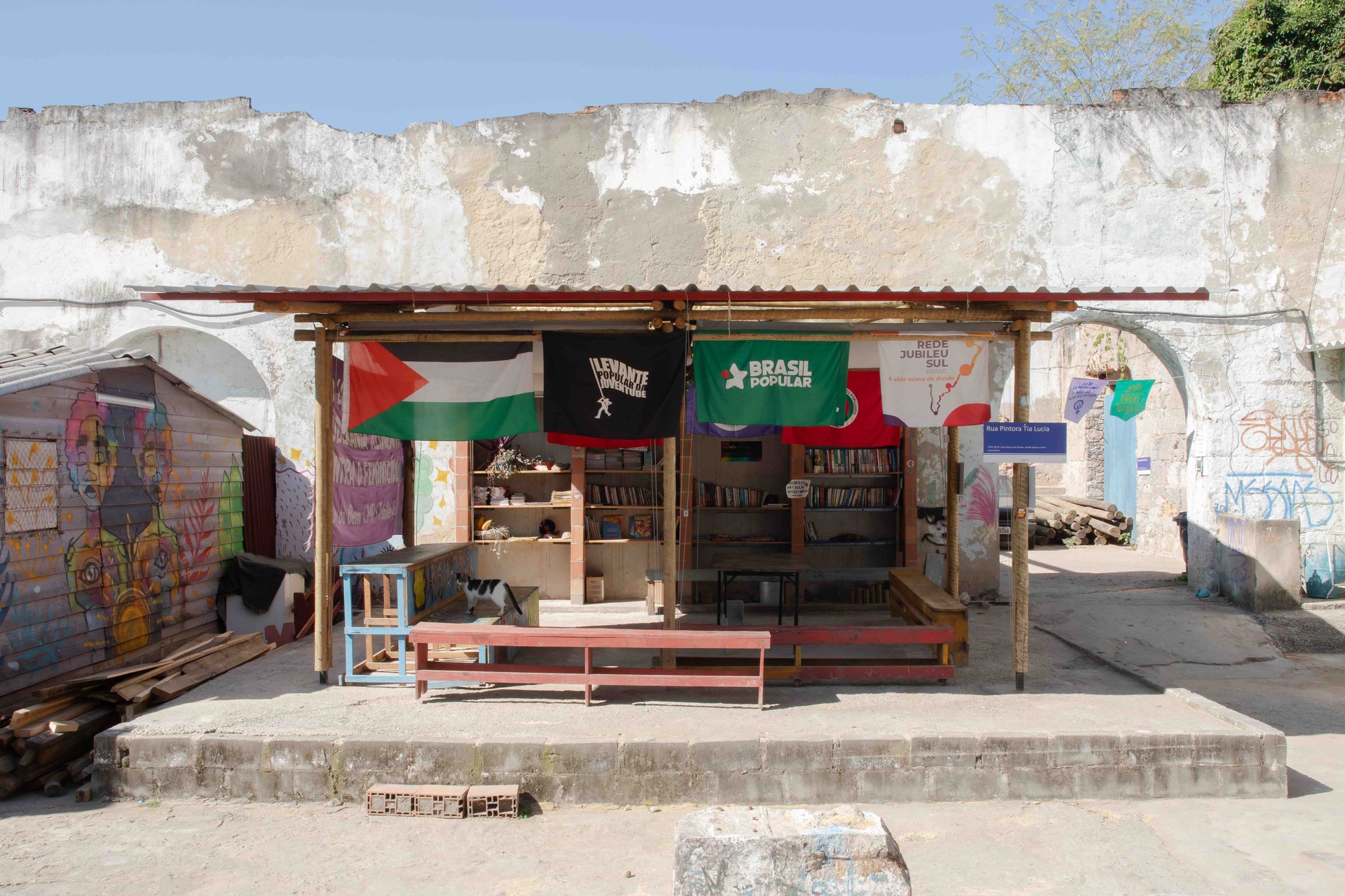 Quilombo da Gamboa Library Pavilion / Moradia Comum [Lanchonete <> Lanchonete]: Amanda Arcuri + Danilo Filgueiras + Gabriel Martucci