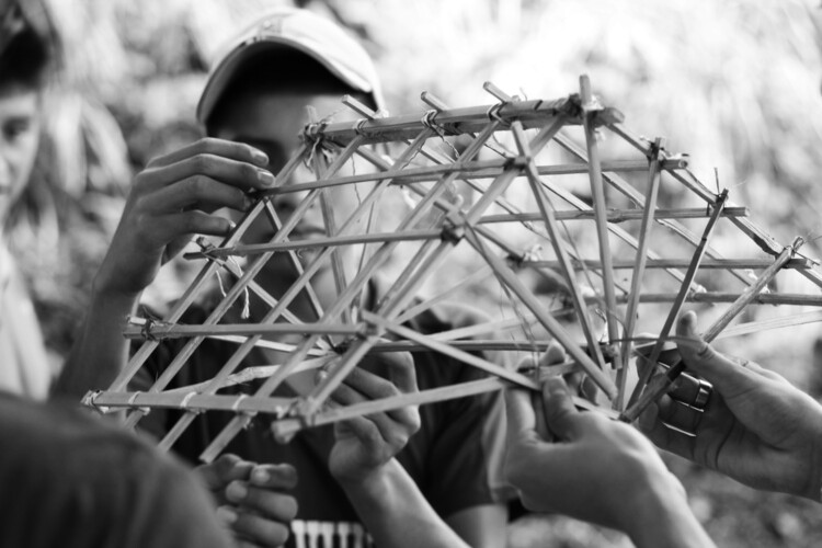 Arquitetos como mediadores: três experiências de diálogo entre comunidade, governo e empresas no sul global - Imagem 13 de 17