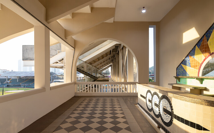 Juan Demquisesarosemena / David Tapia + Rafael Watson + Daniel Young + Jorge Arosemena - Fotos 5 de 27