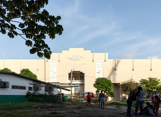 Estadio Juan Demóstenes Arosemena / David Tapia + Rafael Watson + Daniel Young + Jorge Arosemena - Fotografía exterior