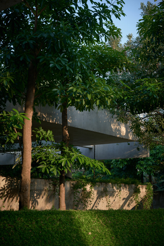 Bumi Pakubuwono / WOFF - Imagem 20 de 29