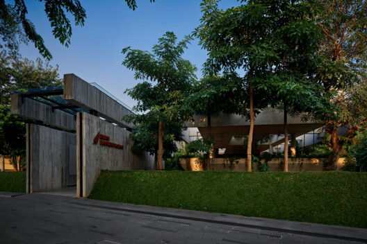 Bumi Pakubuwono / WOFF - Imagem 21 de 29