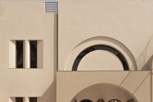 Temple Complex and Community Center Nardipur / Raasa Architects Temple Complex and Community Center Nardipur / Raasa Architects - Interior Photography, Arch, Arcade