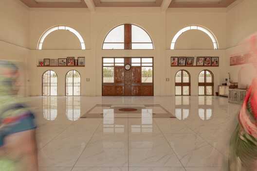 Temple Complex and Community Center Nardipur / Raasa Architects Temple Complex and Community Center Nardipur / Raasa Architects - Interior Photography, Kitchen, Arcade