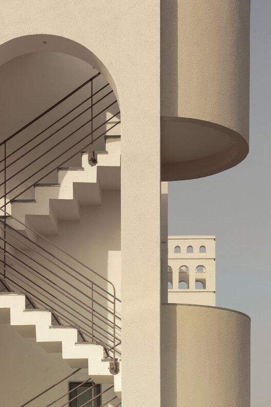 Temple Complex and Community Center Nardipur / Raasa Architects Temple Complex and Community Center Nardipur / Raasa Architects - Image 9 of 27