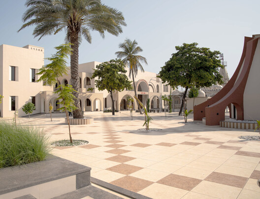 Temple Complex and Community Center Nardipur / Raasa Architects Temple Complex and Community Center Nardipur / Raasa Architects - Exterior Photography