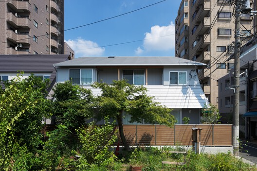 双屋顶之家 / KOMINORU Design - 建筑图, 阳台