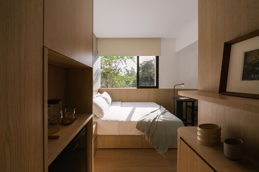 Edifício Residencial ABC / Isso Architects - Fotografia de Interiores, Dormitório, Madeira, Cama