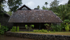 Residence at Edavanna / ZERO STUDIO