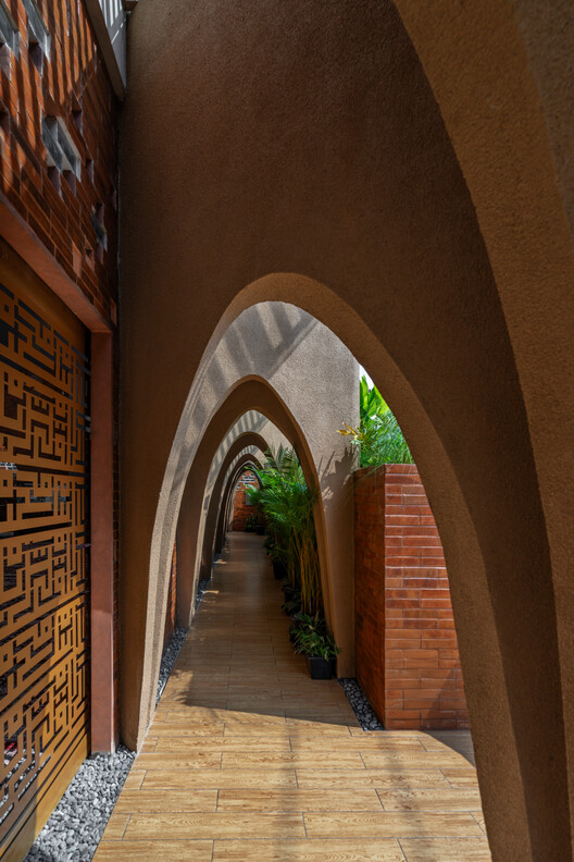 Jami At-Taqwa Mosque Cibinong / Ismail Solehudin Architecture - Image 19 of 41